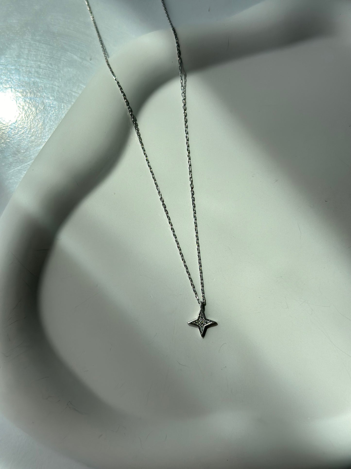 Star shaped silver necklace with stones - Èthèora