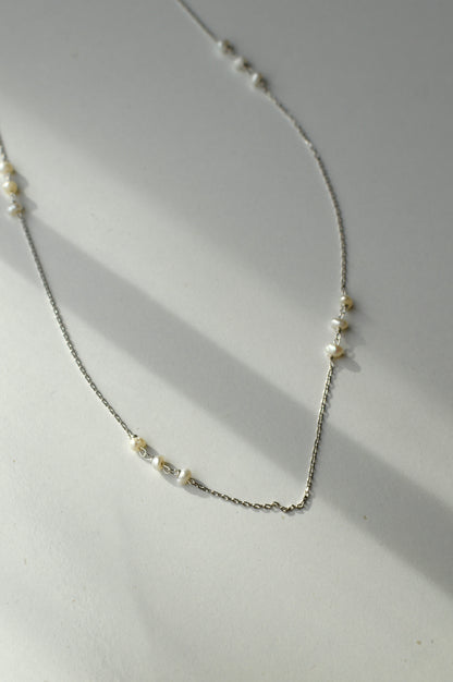 Tiny pearls silver necklace