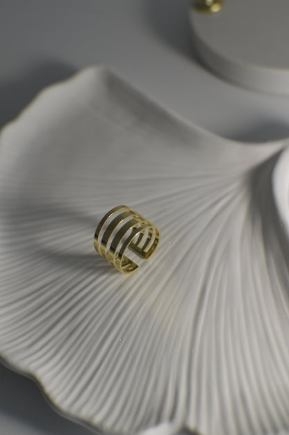 Golden spiral elegance silver 14K gold ring