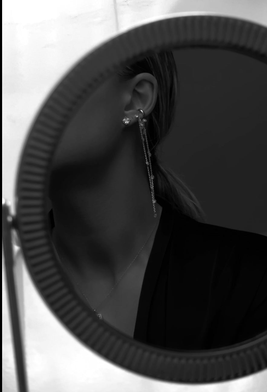 Timeless square-cut silver earrings