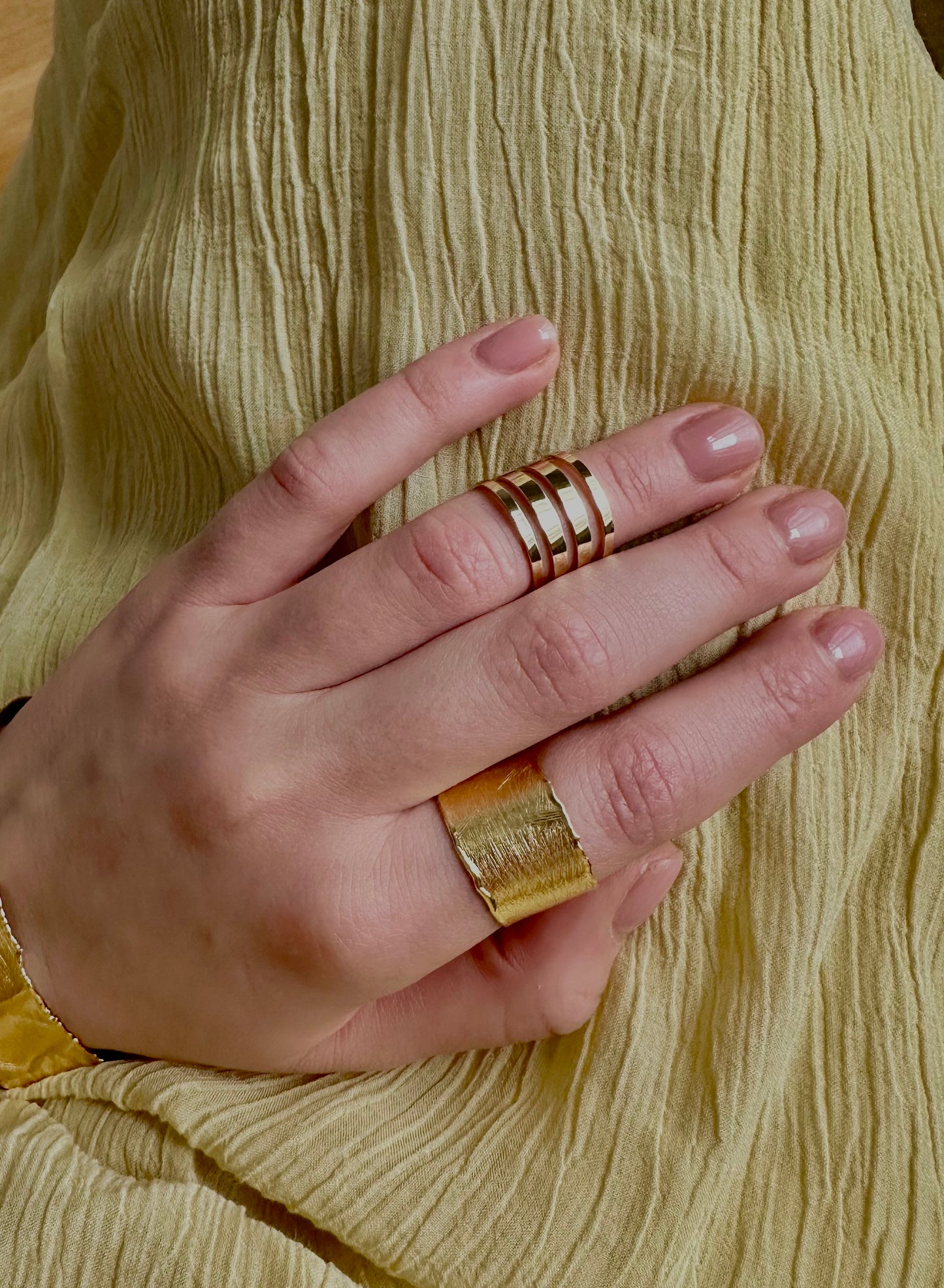 Golden spiral elegance silver 14K gold ring