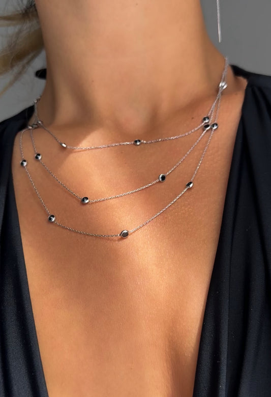 Black round stones trio chain silver necklace - Èthèora