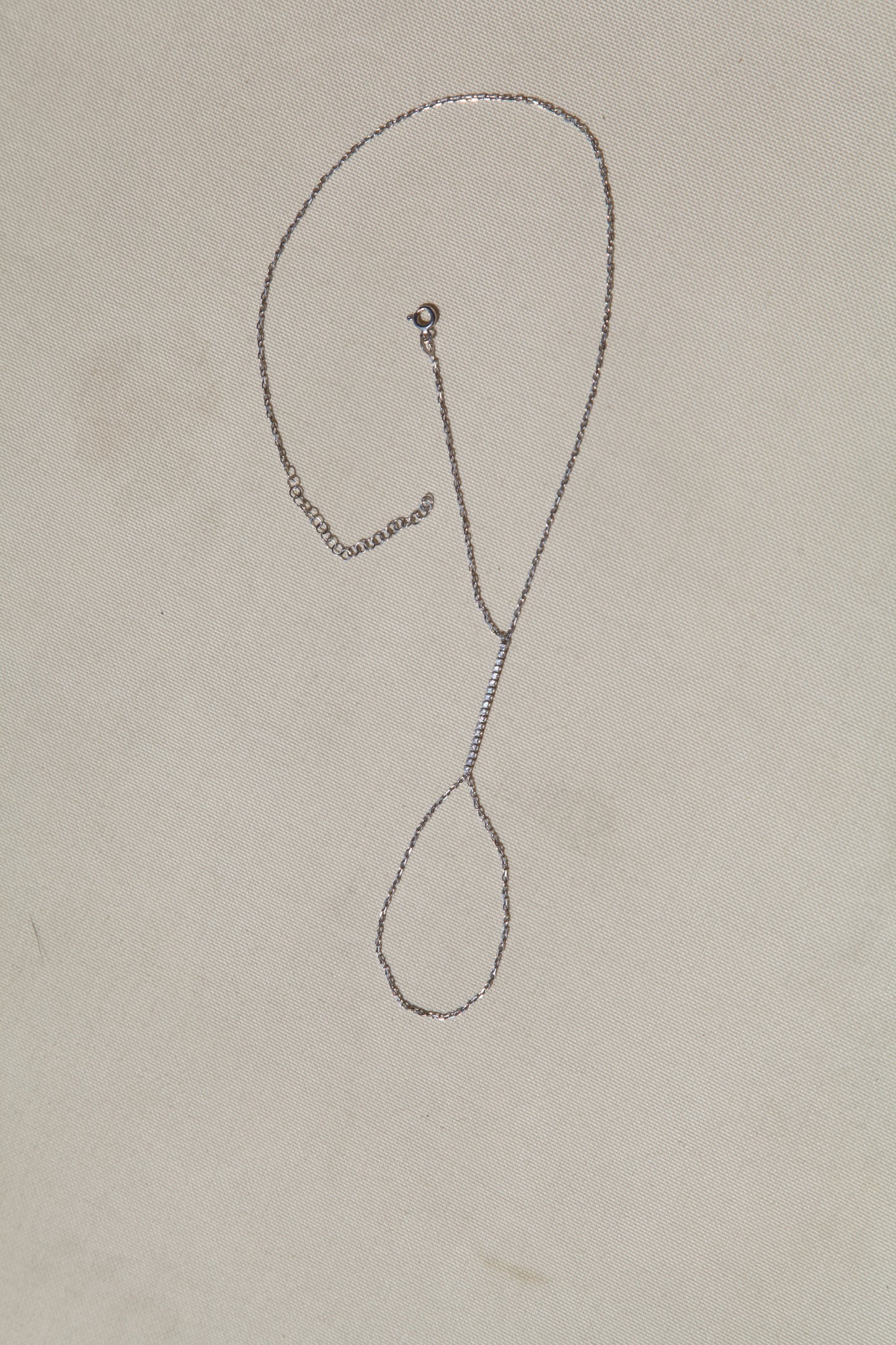 Shahmaran silver bracelet with line stones and double wrist chain - Èthèora