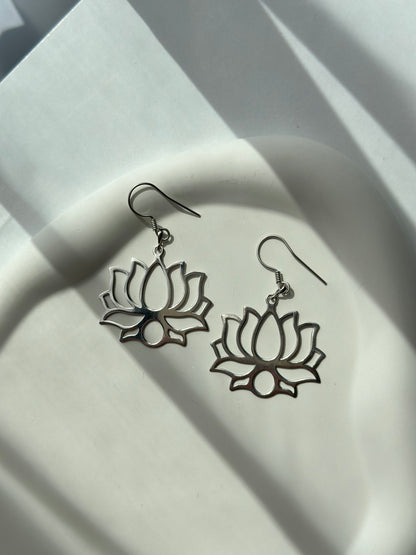 Lotus big dangle silver earrings - Èthèora