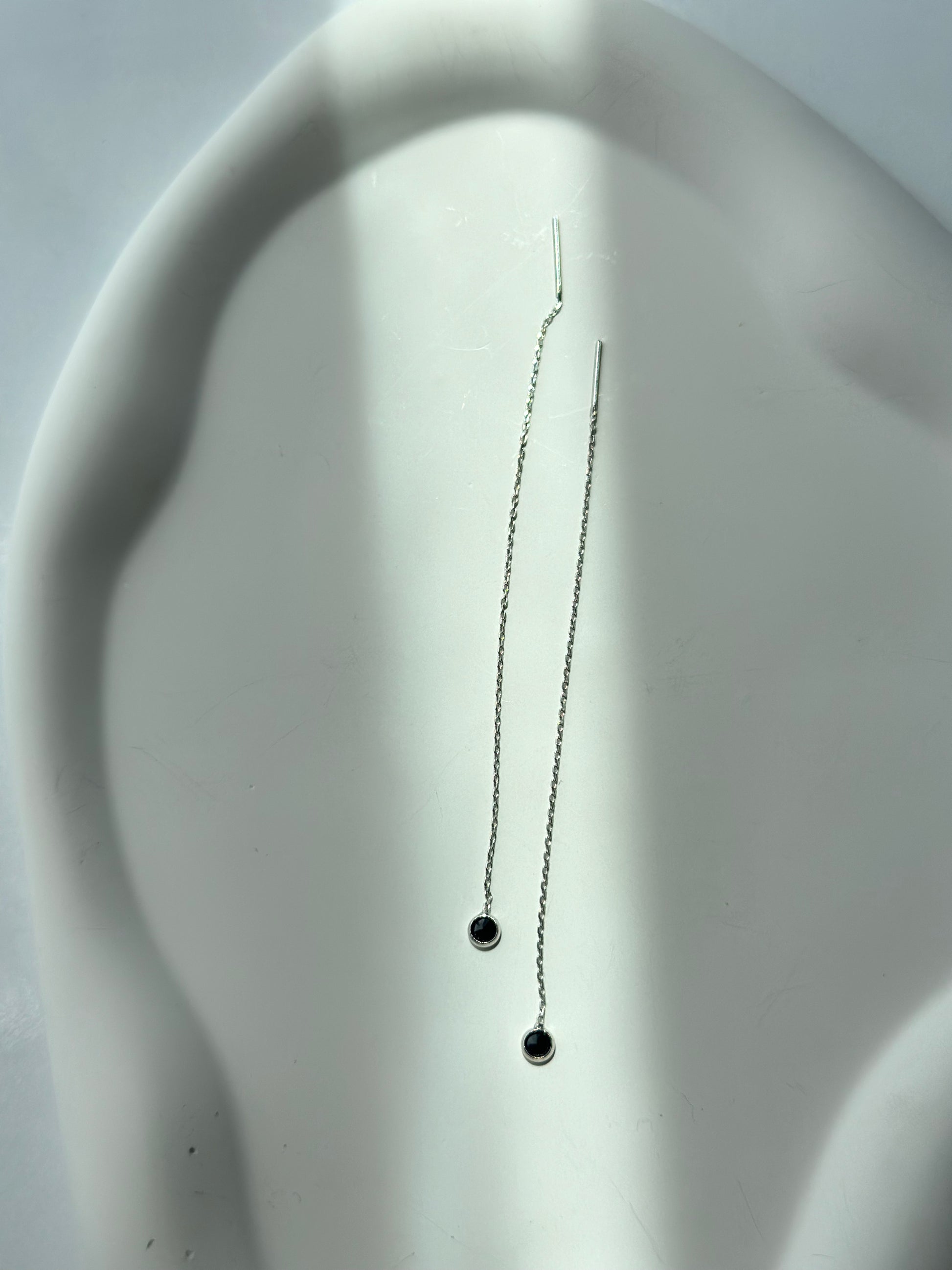 Black round stone silver earrings - Èthèora