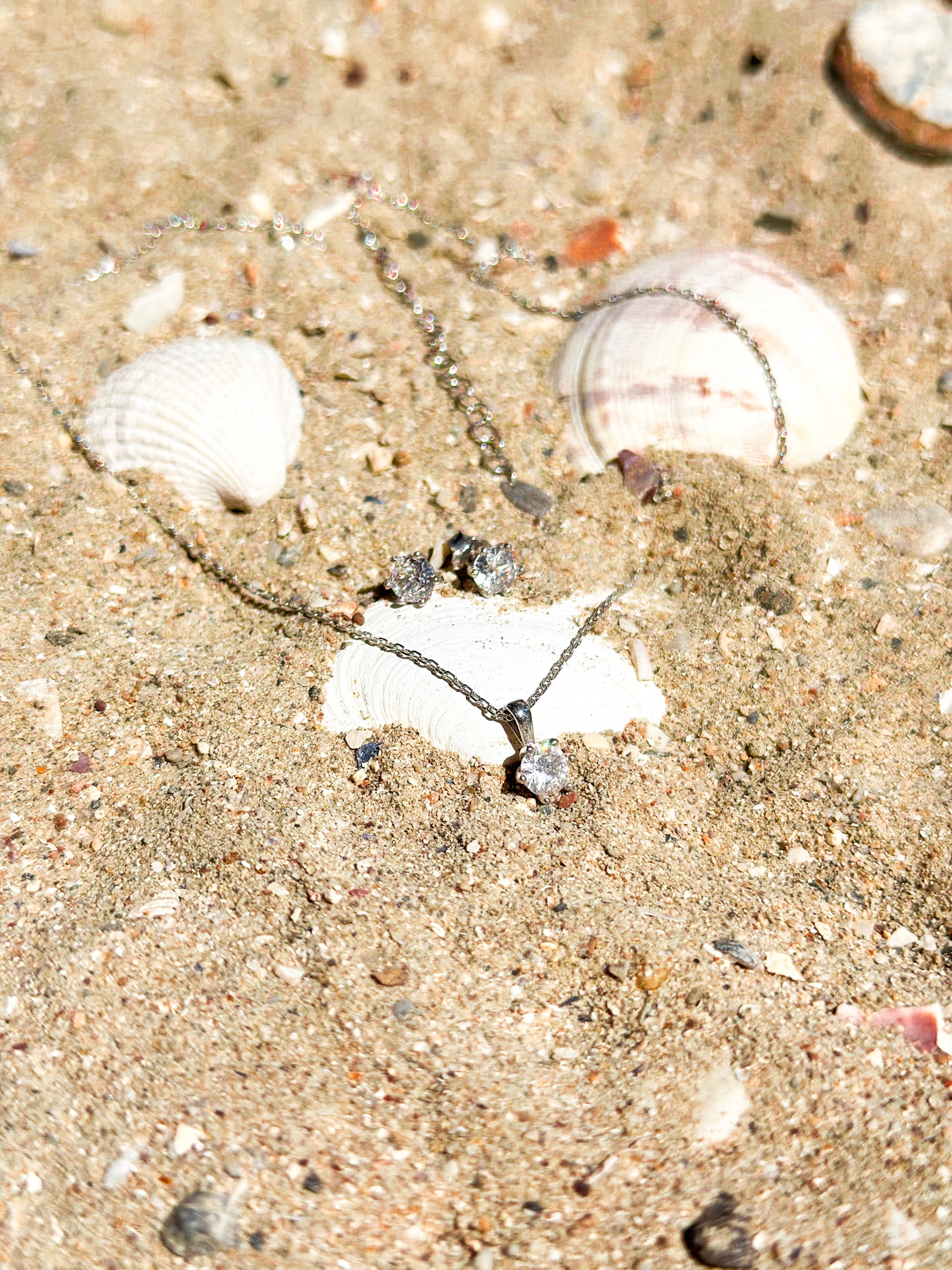 Crystal round charm silver necklace - Èthèora
