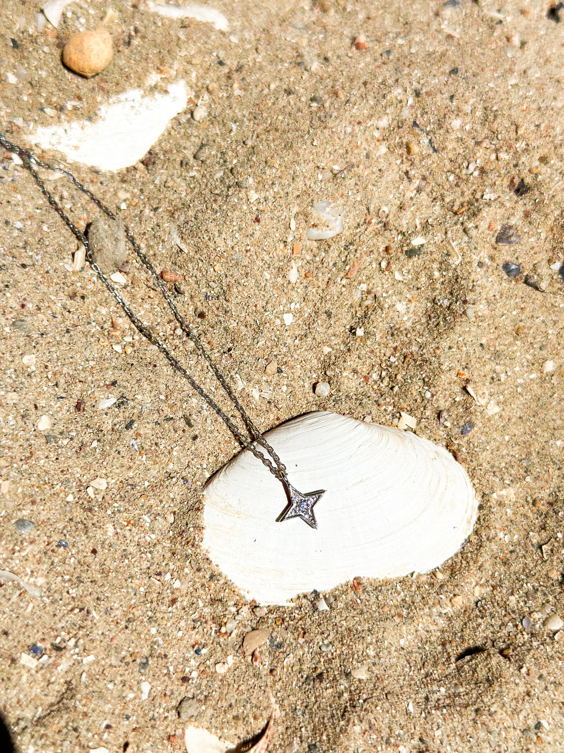 Star shaped silver necklace with stones - Èthèora