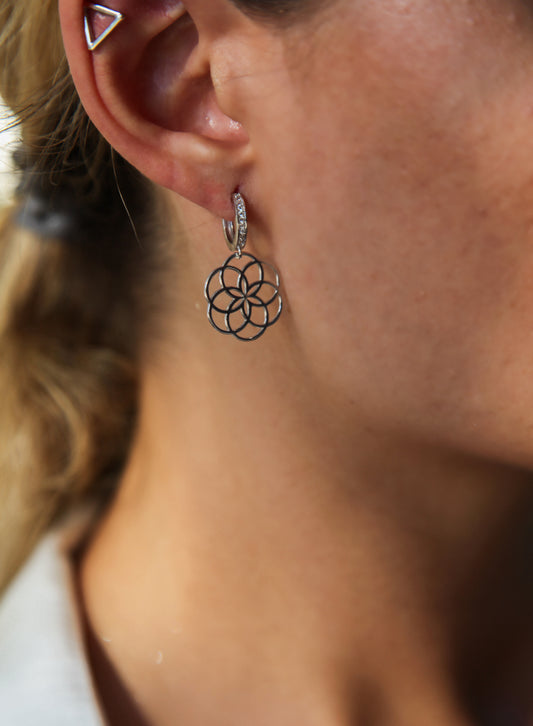 Mandala bloom silver earrings (SYMBOL OF LIFE) - Èthèora